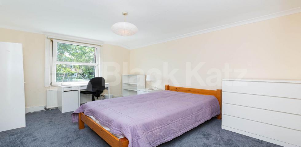 			6 Bedroom, 3 bath, 2 reception House			 Duckett Road, HARRINGAY - HORNSEY